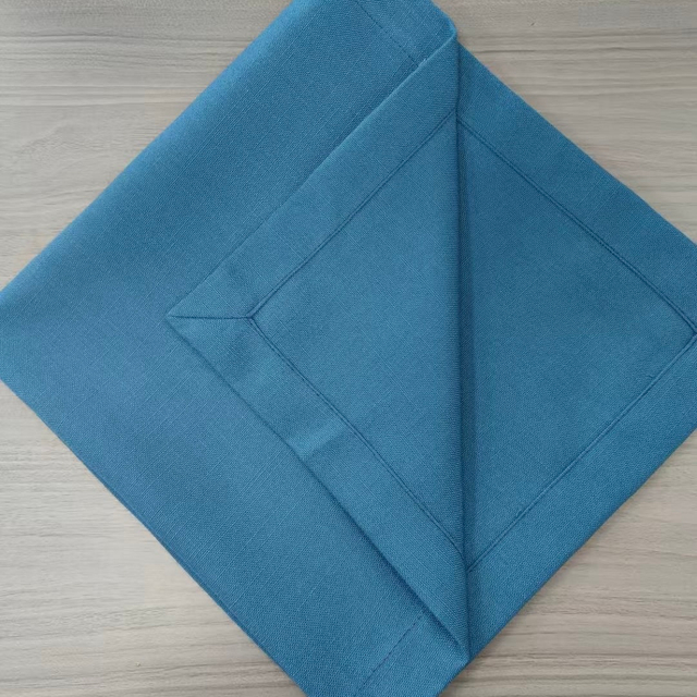 Blaue Serviette aus Leinen f&uuml;r Hotelrestaurants, 50 x 50 cm, Standardgr&ouml;&szlig;e